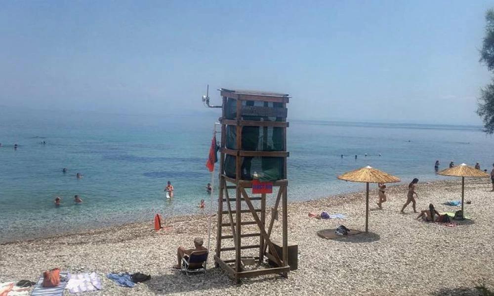 Ναυαγοσώστης στην Κρήτη έσωσε ξανά την ίδια κολυμβήτρια μετά από ένα χρόνο